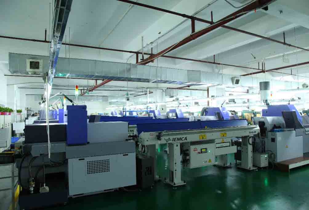Taller CNC de alta precisión