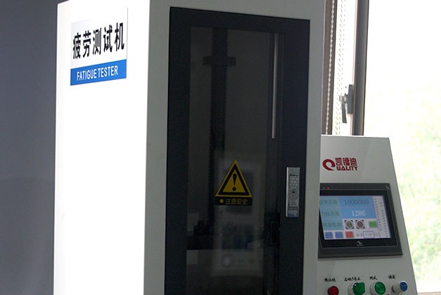 Equipamentos de produção para mola de torção