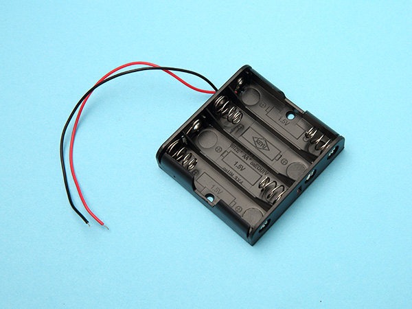 4xAA battery holder (with wire)