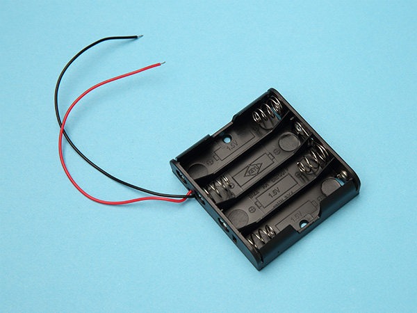 4xAA battery holder  (with wire)