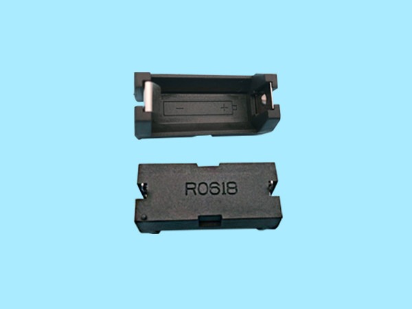 Environmental protection battery holder