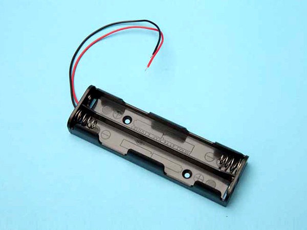 AA wired battery box with lead wire