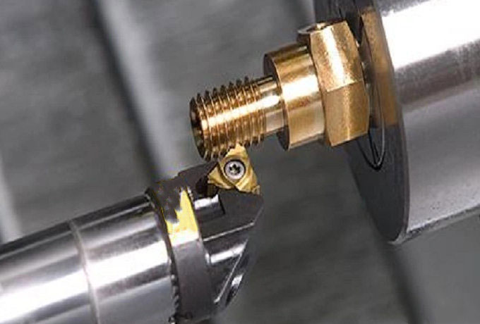 Screw thread turning