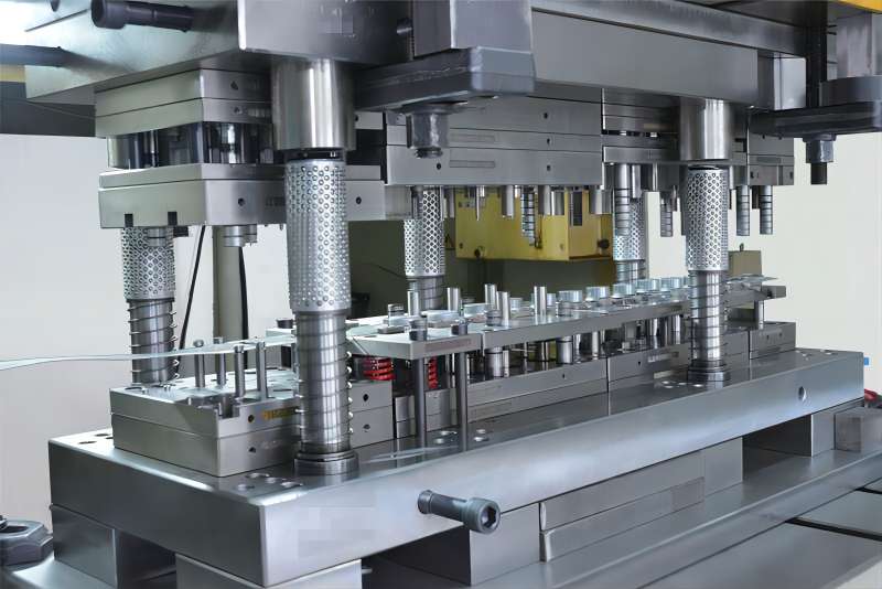 precision metal stamping machine