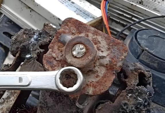 broken bolts reasons