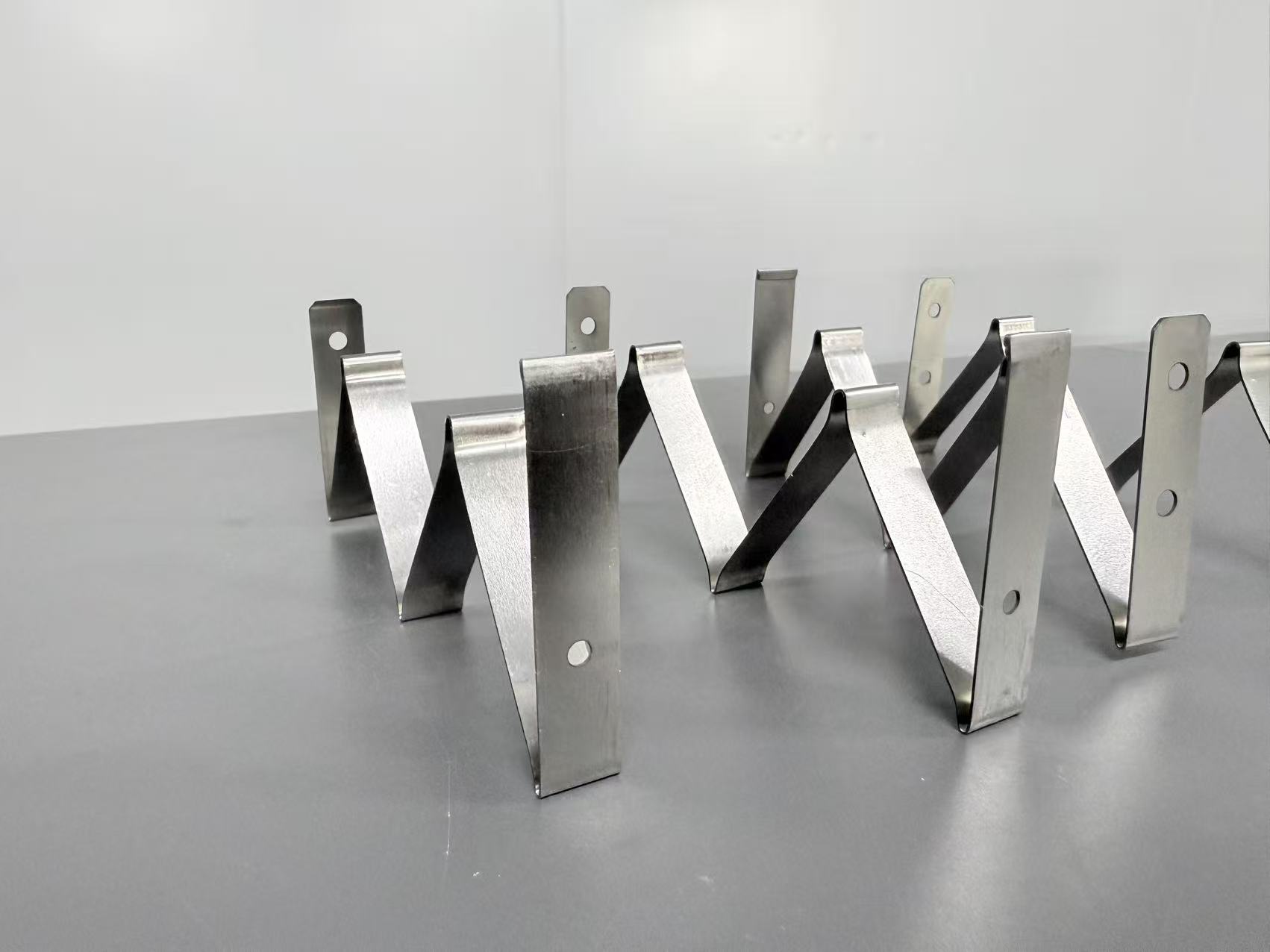 W-shaped Spring Supplier