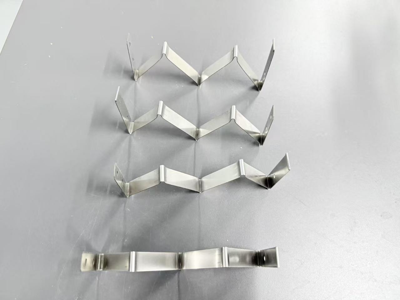 W-shaped Spring