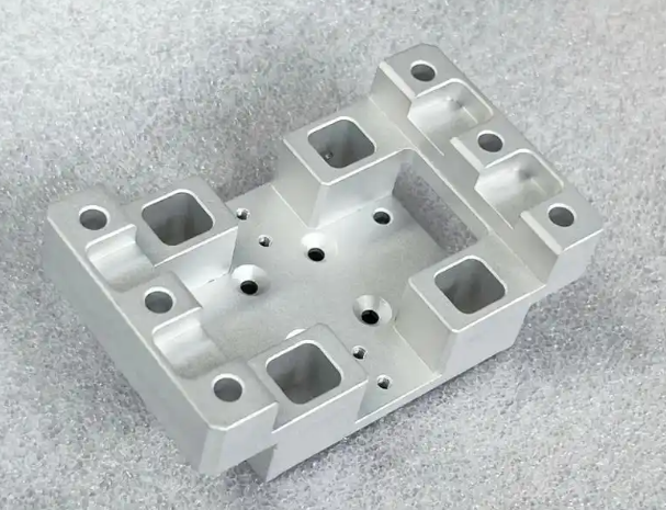 aluminum cnc machining tolerances