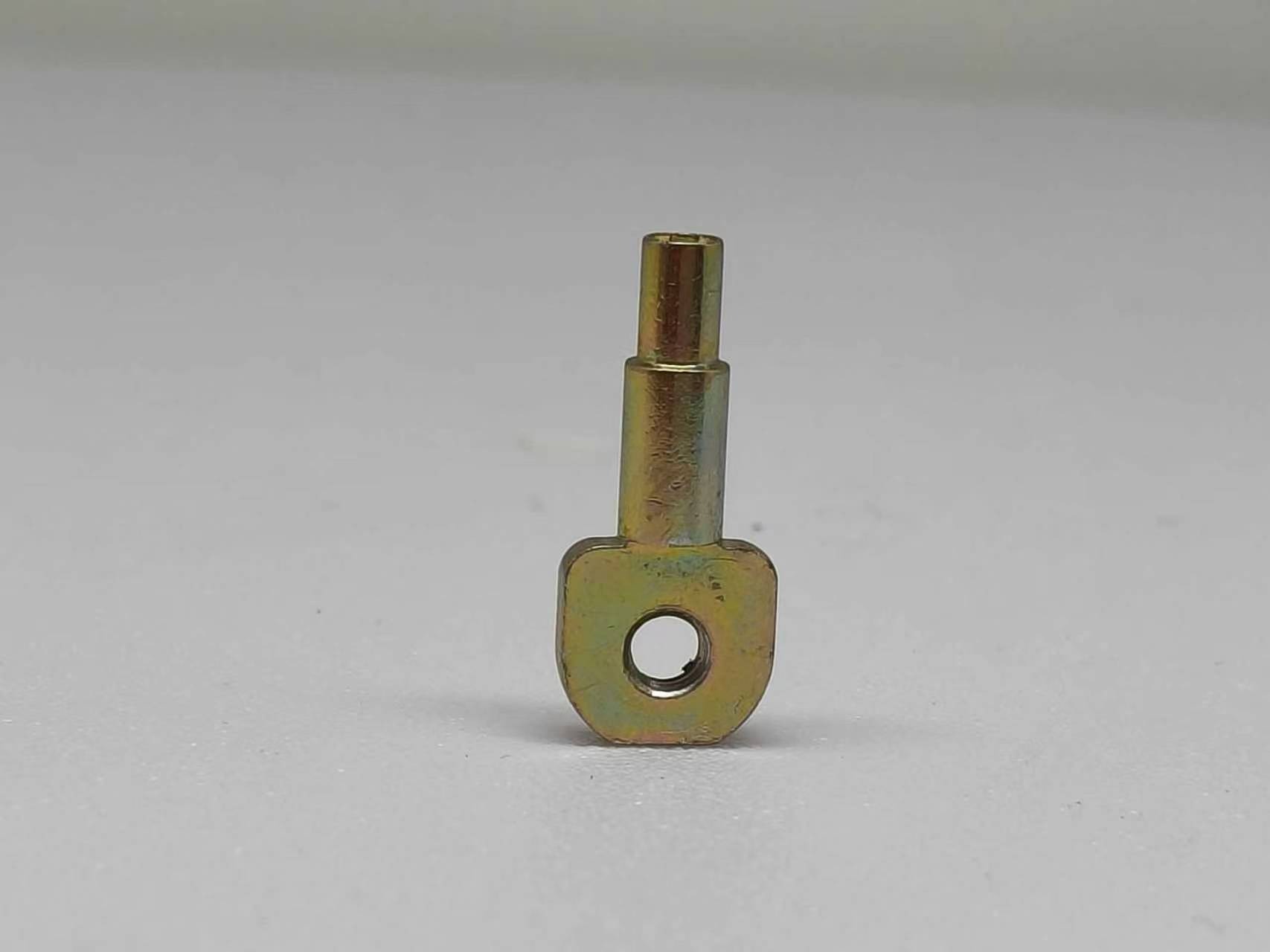 Componente CNC de latón