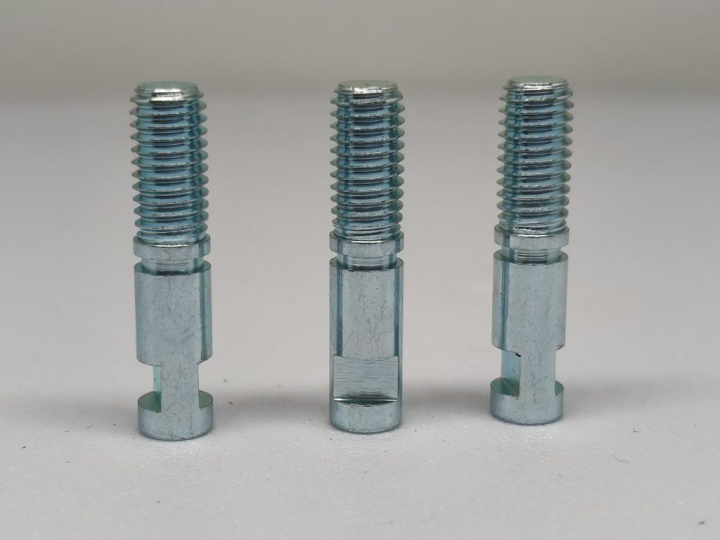 Custom Shoulder Bolt Manufacturer