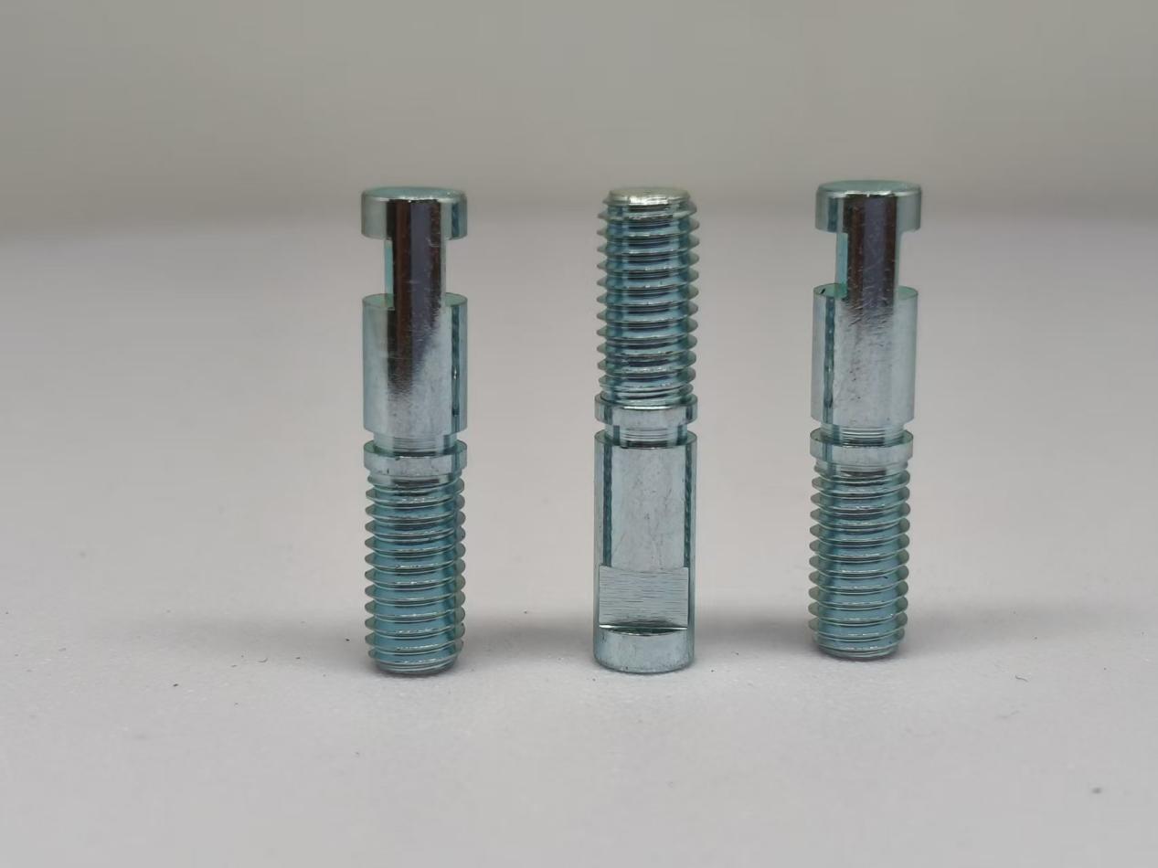 Custom Shoulder Bolt Supplier